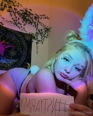 Aliisnowwflake OnlyFans Leaked Free Thumbnail Picture - #Akw9pdSuvL