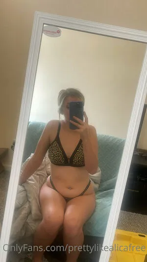 Aliisnowwflake OnlyFans Leaked Free Thumbnail Picture - #KmE5O4fBw0
