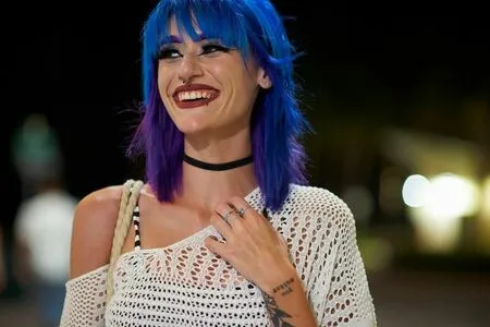 Alikat Goth Girl Thumbnail Picture