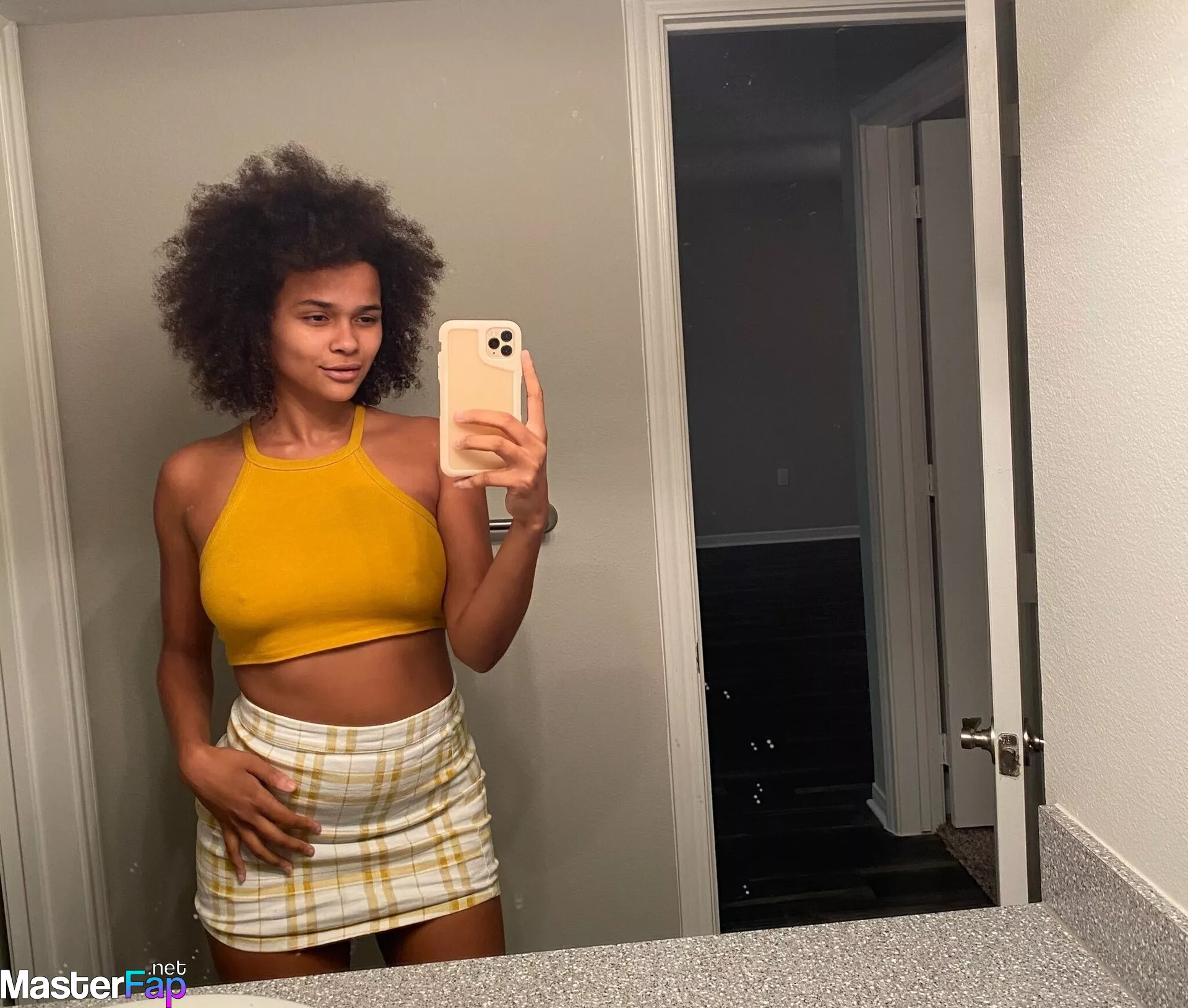 Unseen Ali Smiles: OnlyFans Leak Exposed