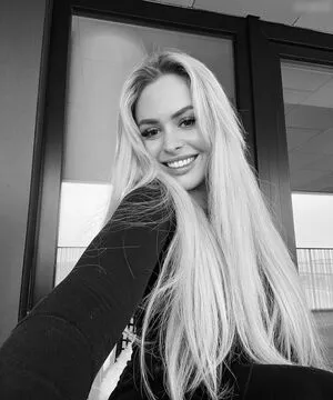 Alina Anabelle Thumbnail Picture