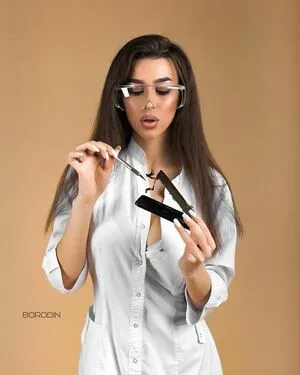 Alina Rivera Thumbnail Picture