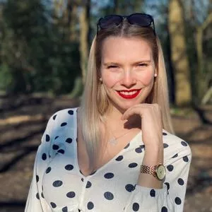 Alina011 Thumbnail Picture