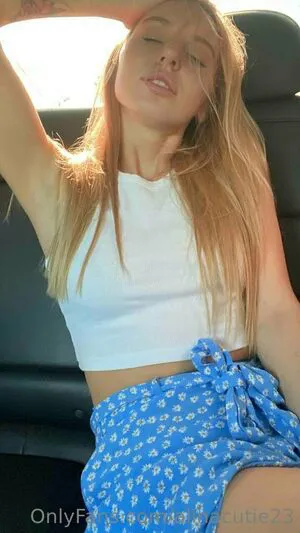 Alinacutie23 Thumbnail Picture