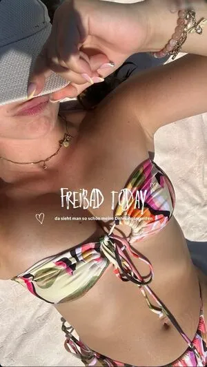 Alinamour OnlyFans Leaked Free Thumbnail Picture - #M9ngDvO7DY