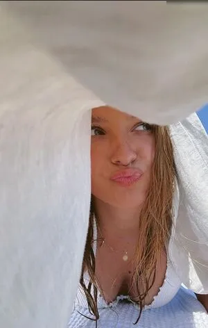 Alinamour OnlyFans Leaked Free Thumbnail Picture - #pnwO1oB1KB