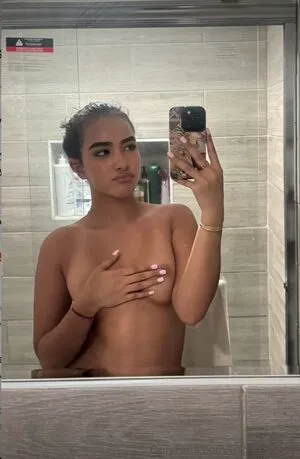 Alinariley OnlyFans Leaked Free Thumbnail Picture - #X169luNGC0