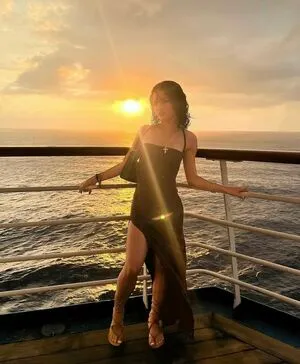 Alinarobaina OnlyFans Leaked Free Thumbnail Picture - #XSXSAMFUZq
