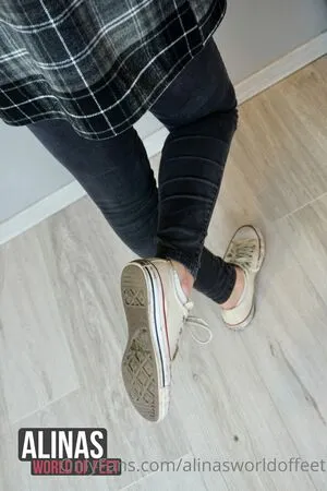 Alinasworldoffeet OnlyFans Leaked Free Thumbnail Picture - #DzecPpBEXx