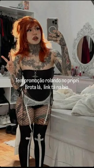 Aline Fox OnlyFans Leaked Free Thumbnail Picture - #QEAtDtobNd