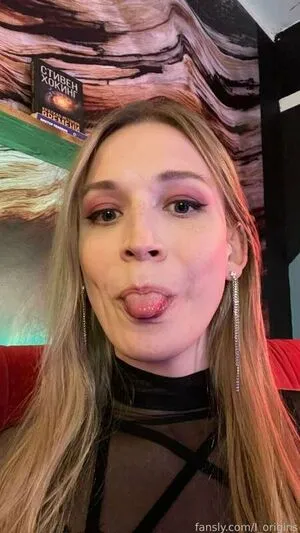 Aline Thumbnail Picture