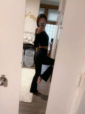 Alison-L Thumbnail Picture