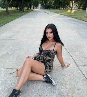 Alison Rainer OnlyFans Leaked Free Thumbnail Picture - #fIsQIFOREt