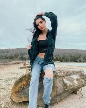 Alison Rainer OnlyFans Leaked Free Thumbnail Picture - #xhJs7Lu6R7