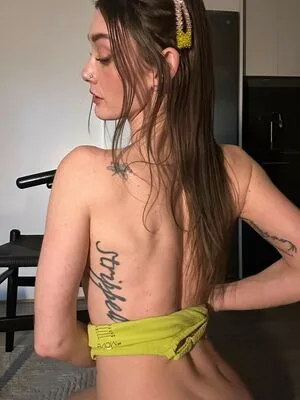 Alison Strand OnlyFans Leaked Free Thumbnail Picture - #8HbAo7IMZS