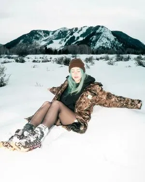 Alison Wonderland Thumbnail Picture