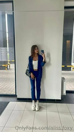 Aliss Foxy OnlyFans Leaked Free Thumbnail Picture - #TpByAxLoZi