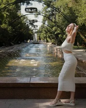 Alissa Strekozova Thumbnail Picture