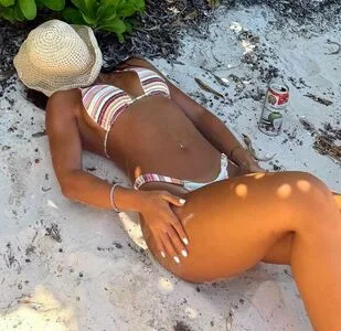 Alisson Gonzalez OnlyFans Leaked Free Thumbnail Picture - #4m8YuGFRtG