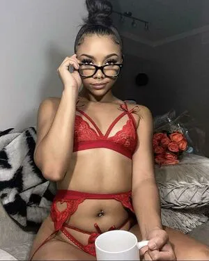 Alix Lapri OnlyFans Leaked Free Thumbnail Picture - #P7YVdUHjfS