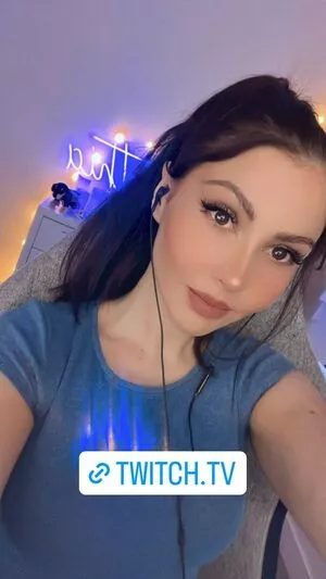 Aliythia OnlyFans Leaked Free Thumbnail Picture - #L1kEH8voXJ