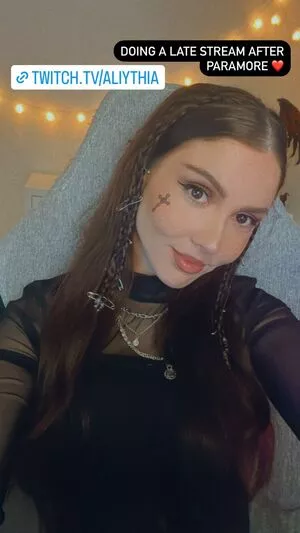 Aliythia OnlyFans Leaked Free Thumbnail Picture - #Sf0uNTksIb