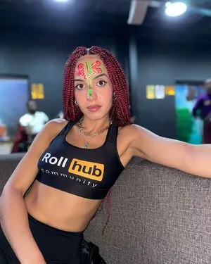 Alizehxrouge Thumbnail Picture