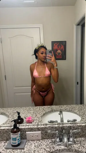 Alleyesondee Profile Thumbnail