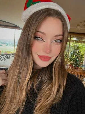 Alli Flanagan Thumbnail Picture
