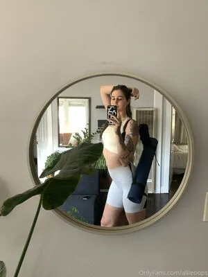 Allieoops OnlyFans Leaked Free Thumbnail Picture - #UOZvNXY4ya