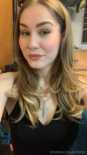 Allikitten OnlyFans Leaked Free Thumbnail Picture - #F5178gV9Rt