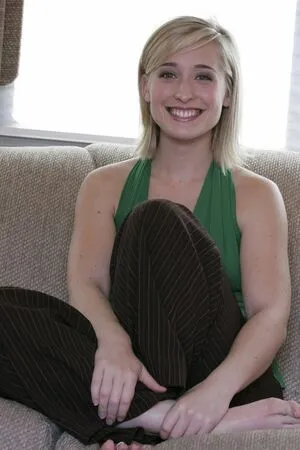 Allison Mack OnlyFans Leaked Free Thumbnail Picture - #4lF1c4ifx5