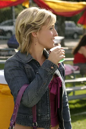 Allison Mack OnlyFans Leaked Free Thumbnail Picture - #Ozg0SDU3D5