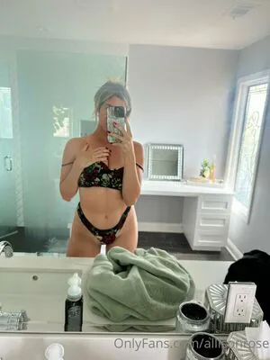 Allisonrose OnlyFans Leaked Free Thumbnail Picture - #7cG6XixOYV