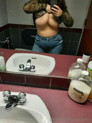 Allitsforms OnlyFans Leaked Free Thumbnail Picture - #x5E62CaebQ
