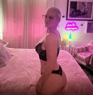 Allthingsheather OnlyFans Leaked Free Thumbnail Picture - #ux3Yqla4tu