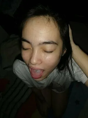 Allysa Bea Thumbnail Picture