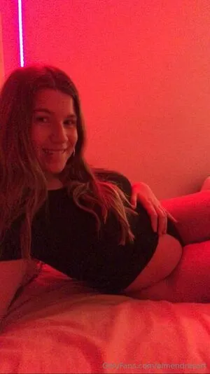 Almendrasart OnlyFans Leaked Free Thumbnail Picture - #AjrcT8v3K2