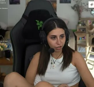 Aloonea OnlyFans Leaked Free Thumbnail Picture - #7D2LMbZmfh