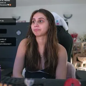 Aloonea OnlyFans Leaked Free Thumbnail Picture - #F7hCyKAXdV