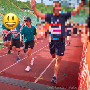 Alpswander OnlyFans Leaked Free Thumbnail Picture - #9SWbD3EYp2