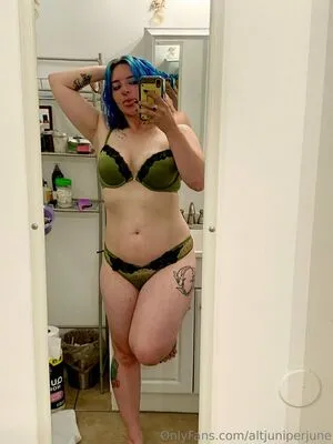 Altjuniperjune OnlyFans Leaked Free Thumbnail Picture - #JOiPYsctqq