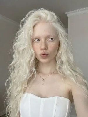 Aluumia OnlyFans Leaked Free Thumbnail Picture - #GmV4WbF2pc