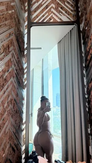 Alyaferrarifree OnlyFans Leaked Free Thumbnail Picture - #VtNWO4oxPo