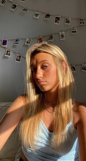 Alyna Wampler OnlyFans Leaked Free Thumbnail Picture - #FDgHJMWj51