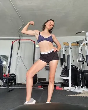 Alyson Stoner OnlyFans Leaked Free Thumbnail Picture - #uldAF3SnRG