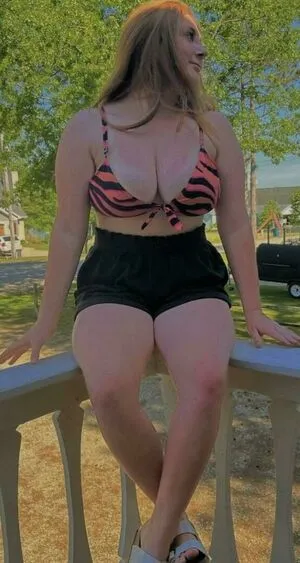 Alyssa Holmes OnlyFans Leaked Free Thumbnail Picture - #DetrcI5f2W