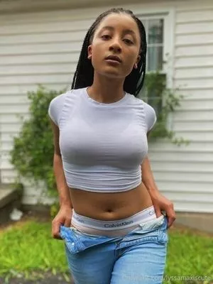 Alyssa Maxwell OnlyFans Leaked Free Thumbnail Picture - #EppOdZ7A8y