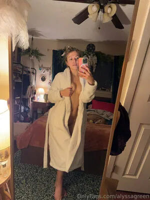 Alyssagreen OnlyFans Leaked Free Thumbnail Picture - #7FeNl31b26