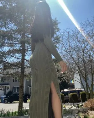 Alyssaleaasmr Thumbnail Picture